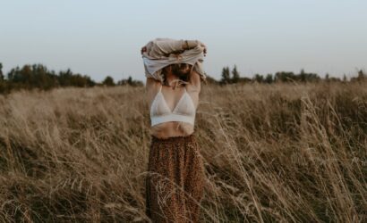 Rüyada Beyaz Sütyen Görmek: Anlamı ve Yorumları